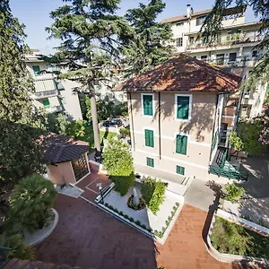 Aurora Rome